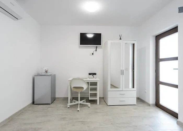 Toma Residence