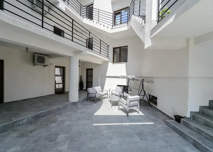 Toma Residence